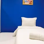 Simple Studio Room At Guest House Way Seputih Near Central Park By Travelio