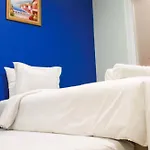 Simple Studio Room At Guest House Way Seputih Near Central Park By Travelio
